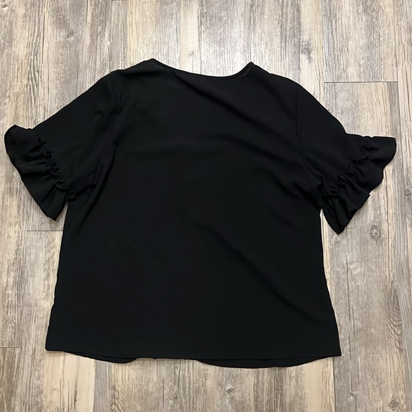 CeCe Ruffle Sleeve Blouse - Picture 4 of 4